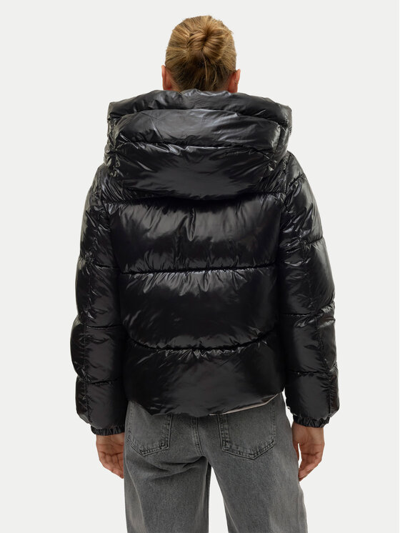 Vero Moda Vero Moda Zimska jakna Uppsashiny 10319303 Črna Regular Fit