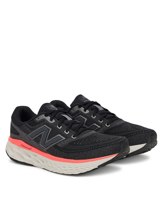 New Balance New Balance Buty do biegania Evoz MEVOZRU4 Czarny