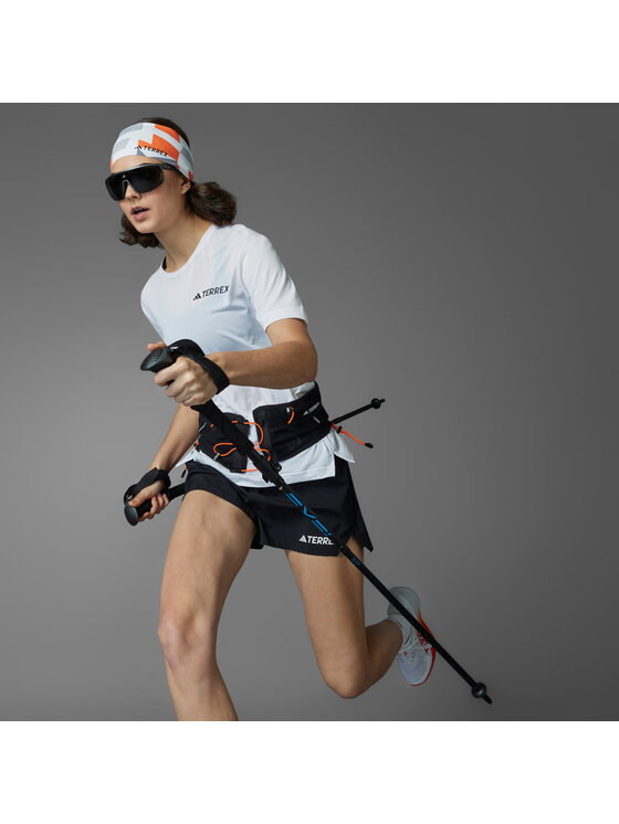 adidas adidas Szorty sportowe 140931 Czarny Regular Fit