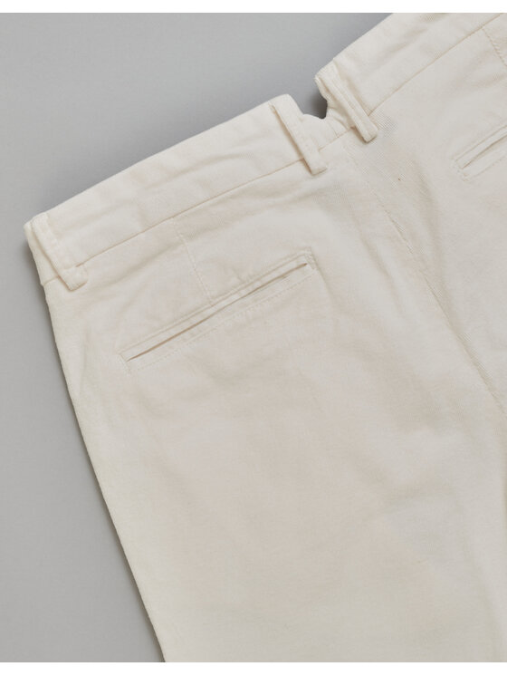 Borgio Borgio Spodnie materiałowe velluto Biały Slim Fit
