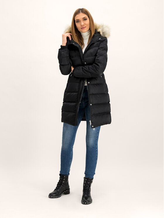 Calvin Klein Jeans Pūkinė striukė J20J212082 Juoda Regular Fit • Modivo.lt