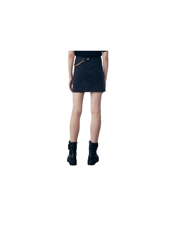 Outfit gonna di jeans nera hot sale