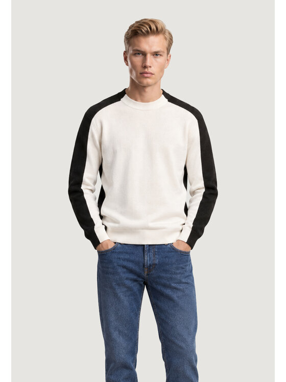 Armani Exchange Armani Exchange Sweter XM002734 AF14007 Biały Casual Fit