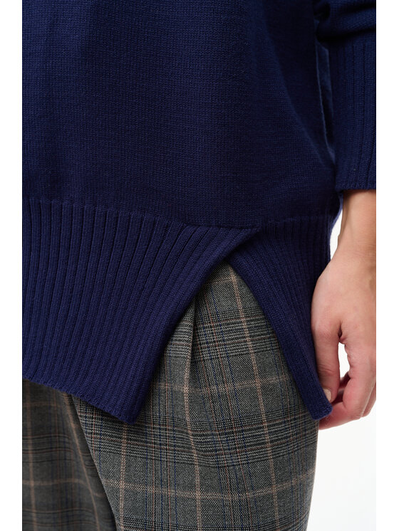 blue shadow blue shadow Sweter Kiro Granatowy Regular Fit