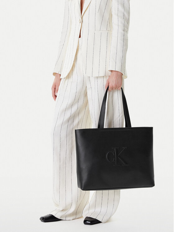 Calvin Klein Jeans Calvin Klein Jeans Rankinė Sculpted Slim Tote LV04K3070G Juoda