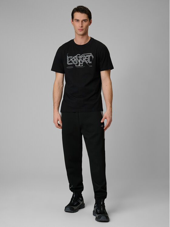 4F 4F T-Shirt FLUID EXPRESSIONS Czarny Regular Fit