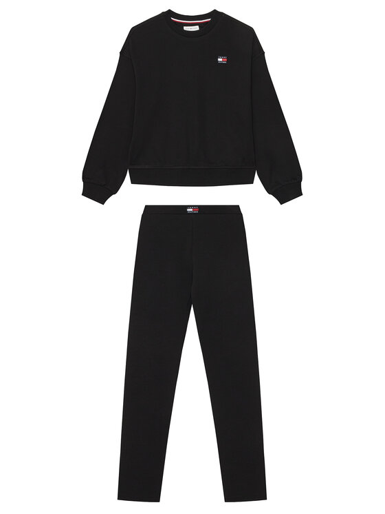 Komplet bluza i spodnie ułożony płasko, bluza nad spodniami.