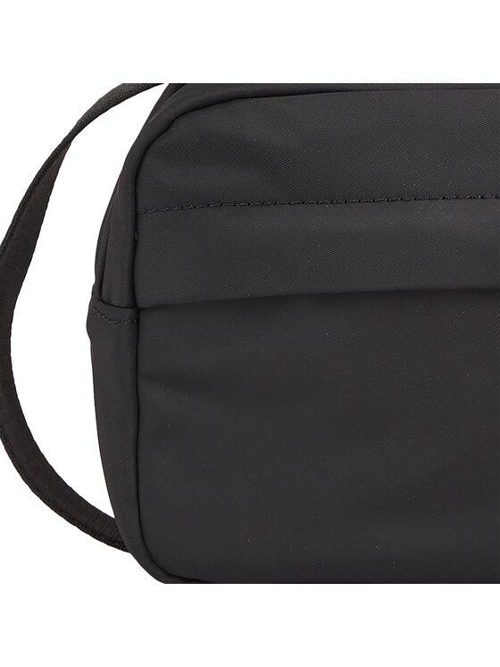 Calvin Klein Calvin Klein Kozmetični kovček Ck Faded K50K511683 Črna
