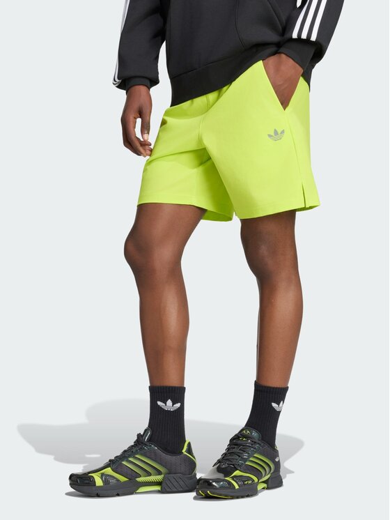 adidas adidas Szorty materiałowe 163192 Żółty Regular Fit