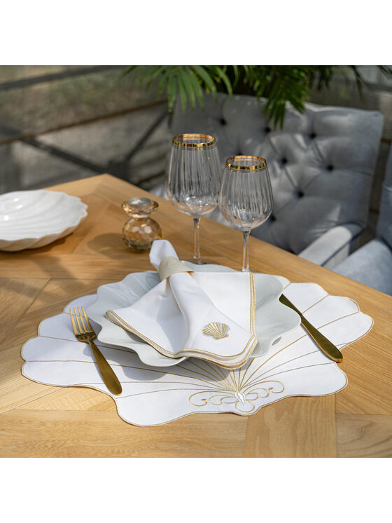 Roseberry Home Roseberry Home Podkładka na stół Haftowane Seashell w kształcie muszli Czarny