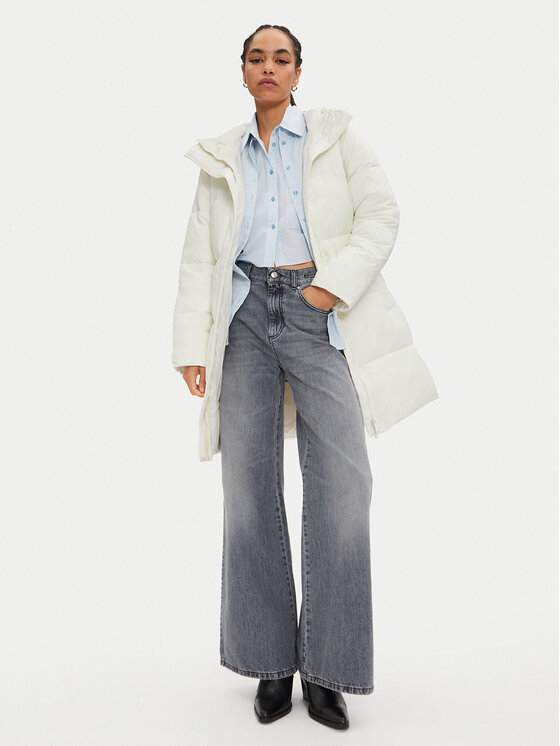 Calvin Klein Jeans Calvin Klein Jeans Зимно яке J20J224122 Екрю Relaxed Fit