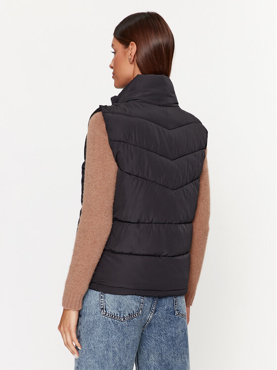 Noisy May Noisy May Brezrokavnik Dalcon 27027287 Črna Regular Fit