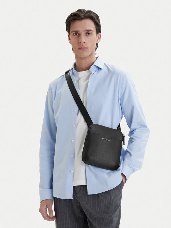 Armani Exchange Armani Exchange Somiņa XM002586 AF22651 UC001 Melns