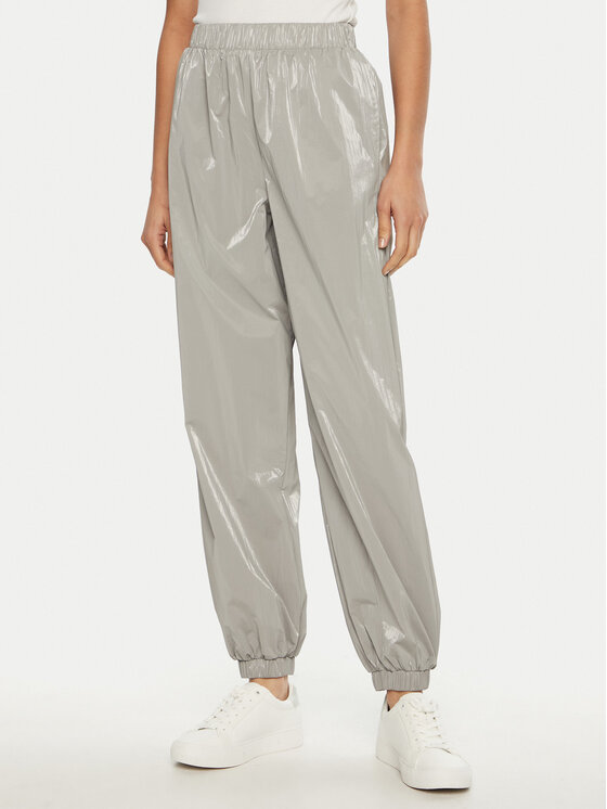 Guess Guess Teplákové kalhoty V5RB09 WGUJ0 Šedá Regular Fit