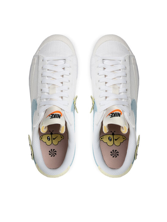 Nike Nike Sneakersy Blazer Low Platform Se DJ6376 100 Biela