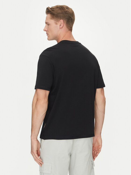 Napapijri Napapijri T-shirt S-Vanni NP0A4IEA Crna Regular Fit