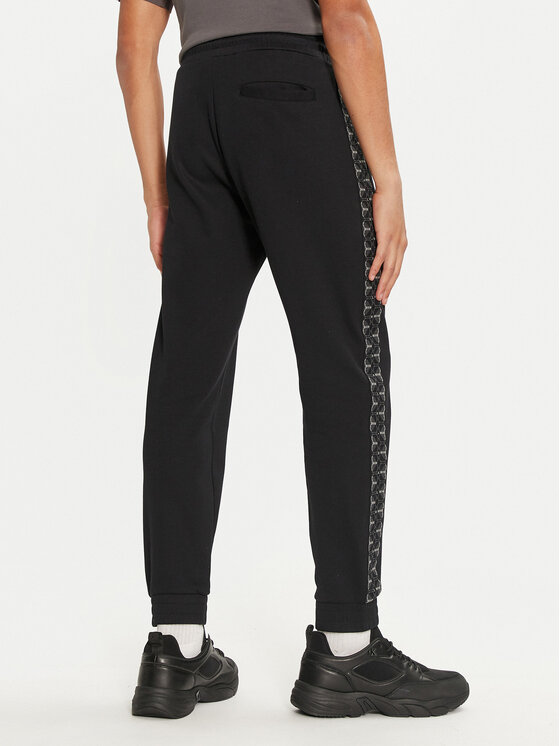 BALR. BALR. Spodnie dresowe B1412.1032.102 Czarny Regular Fit