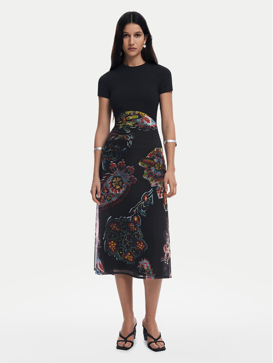 Desigual Každodenné šaty Paisley 25SWVK32 Čierna Regular Fit