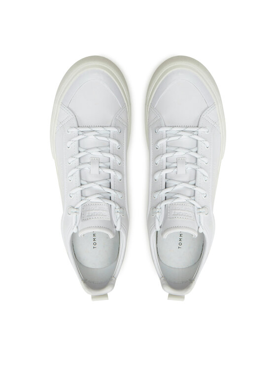Tommy Hilfiger Tommy Hilfiger Laisvalaikio batai Th Hi Vulc Cleat Low Lth FM0FM05452 Balta