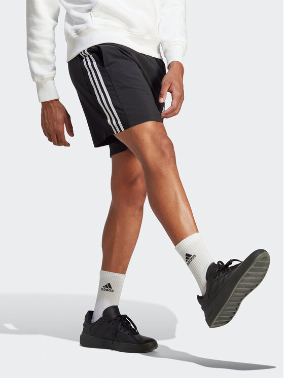 adidas adidas Športne kratke hlače AEROREADY Essentials Chelsea 3-Stripes Shorts IC1484 Črna Regular Fit