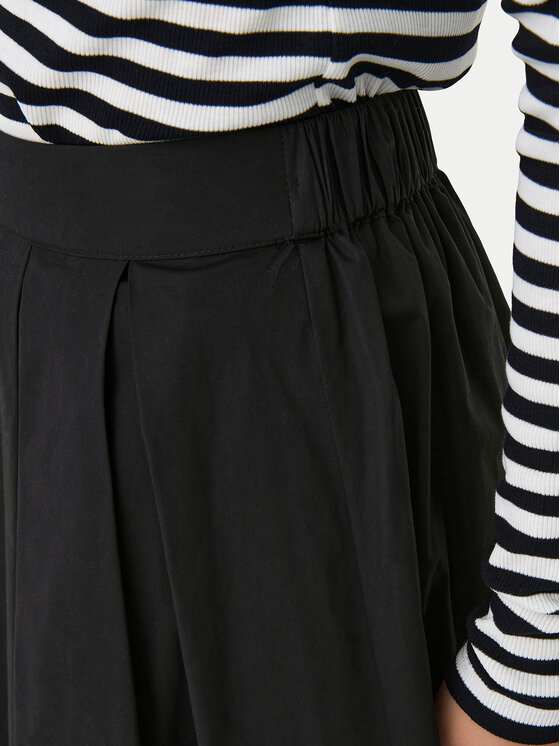 ONLY ONLY Trapetsseelik Maila 15369555 Must Regular Fit