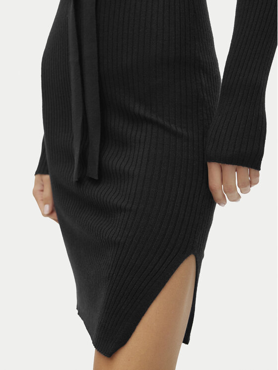 Vero Moda Vero Moda Kötött ruha Saba 10309320 Fekete Slim Fit