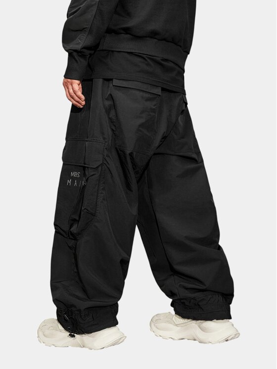 MADE BY SOCIETY MADE BY SOCIETY Spodnie materiałowe RAW - P17773 Czarny Basic Fit