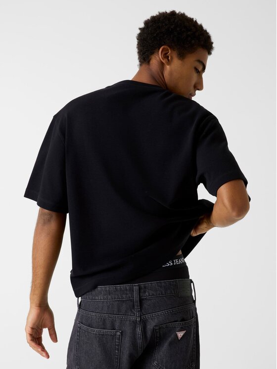 Guess Jeans Guess Jeans T-Shirt 180379 Černá Classic Fit