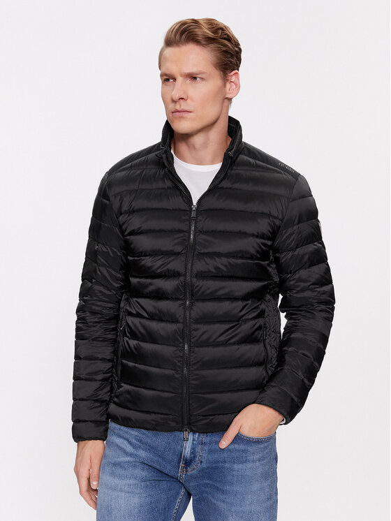 Guess Vatovaná bunda M1RL47 WDQ50 Čierna Regular Fit