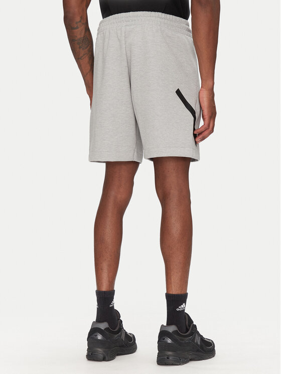 adidas adidas Pantaloni scurți sport Z.N.E. JJ4892 Gri Regular Fit