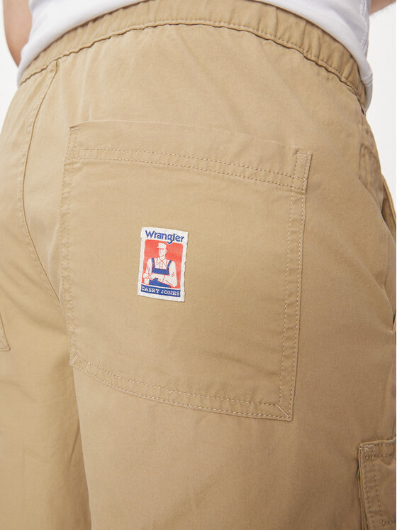 Wrangler Wrangler Riidest šortsid Casey Utility 112352191 Beež Relaxed Fit