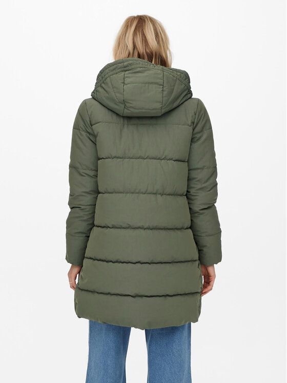 ONLY ONLY Žieminė striukė 15205369 Žalia Regular Fit