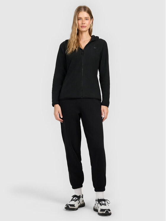 4F 4F Polar BASIC+ Czarny Authentic Slim Fit
