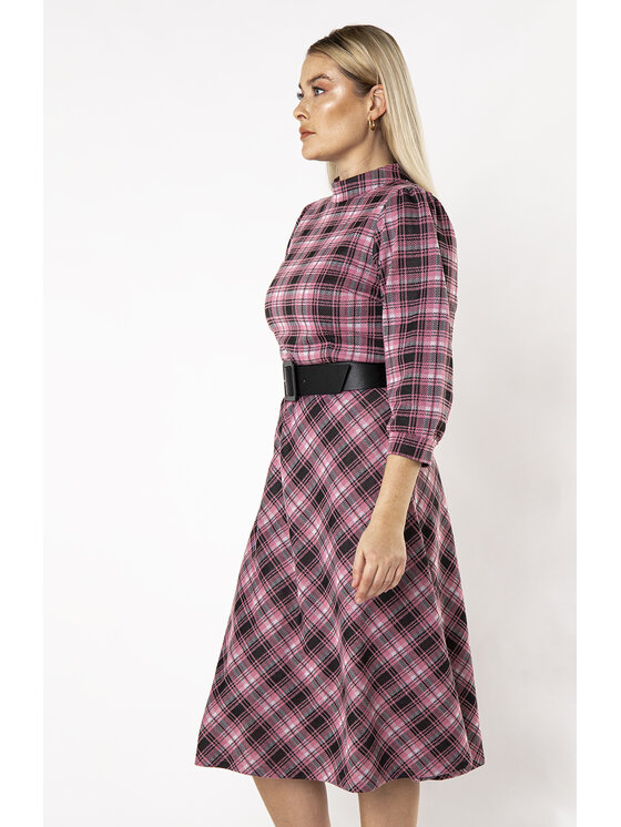 QUIOSQUE QUIOSQUE Každodenné šaty CORVETTE DRESS Ružová Regular Fit