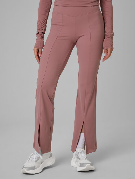 4F 4F Spodnie dresowe ATHLETIC ALLURE Różowy jasny Slim Fit