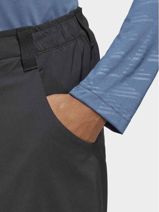 adidas adidas Pantaloni outdoor Terrex Multi HM4032 Nero Slim Fit