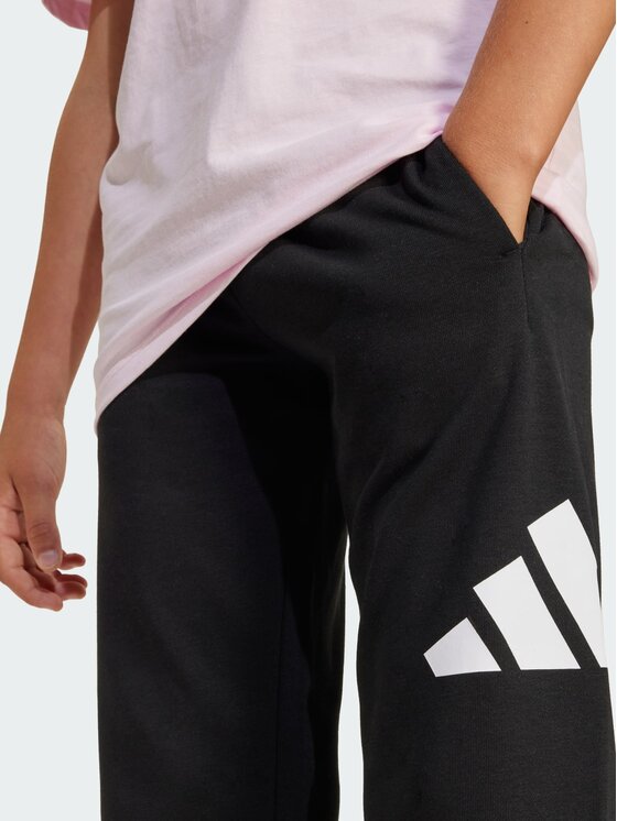 adidas adidas Spodnie materiałowe 140775 Czarny Regular Fit