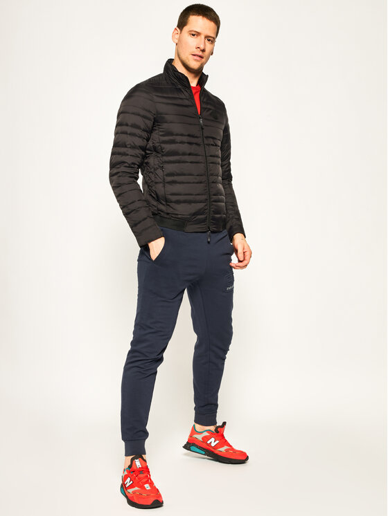 Armani Exchange Armani Exchange Pūkinė striukė 8NZB51 ZNW3Z 0217 Juoda Regular Fit