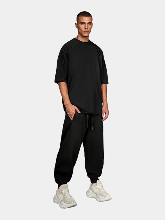 MADE BY SOCIETY MADE BY SOCIETY T-Shirt Crossline BORN FROM THE STREETS - T18042 Czarny Basic Fit