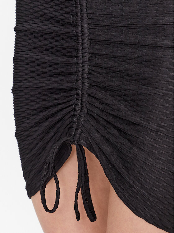 Guess Guess Ежедневна рокля Delma V3YK05 KBOA2 Черен Slim Fit