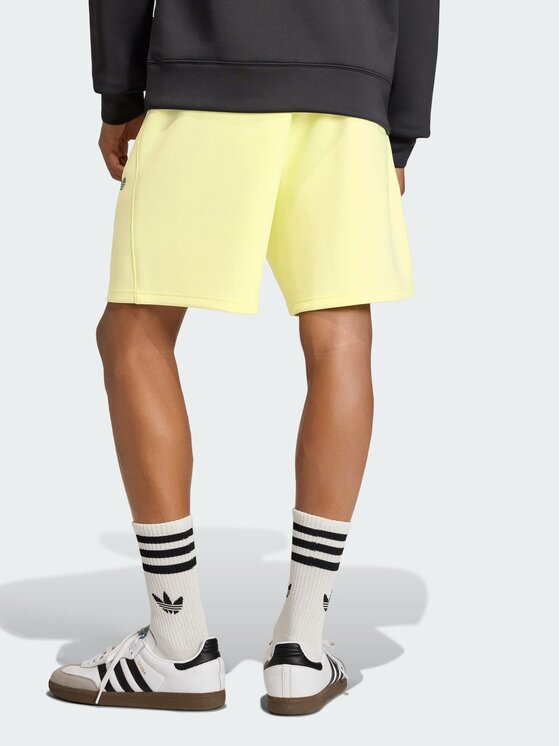 adidas adidas Szorty materiałowe 169737 Żółty Regular Fit