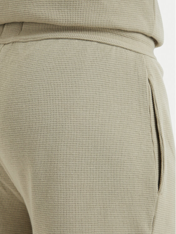 BOSS BOSS Spordišortsid Waffle 50535884 Heleroheline Regular Fit