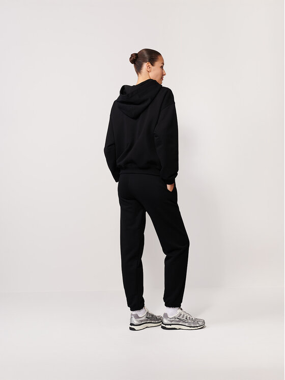 La Mania La Mania Teplákové nohavice MATCH Čierna Basic Fit