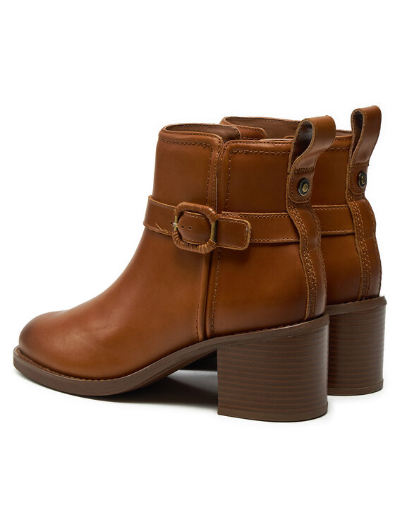 Clarks Clarks Čizme Chamberly Trim 26178834 Smeđa