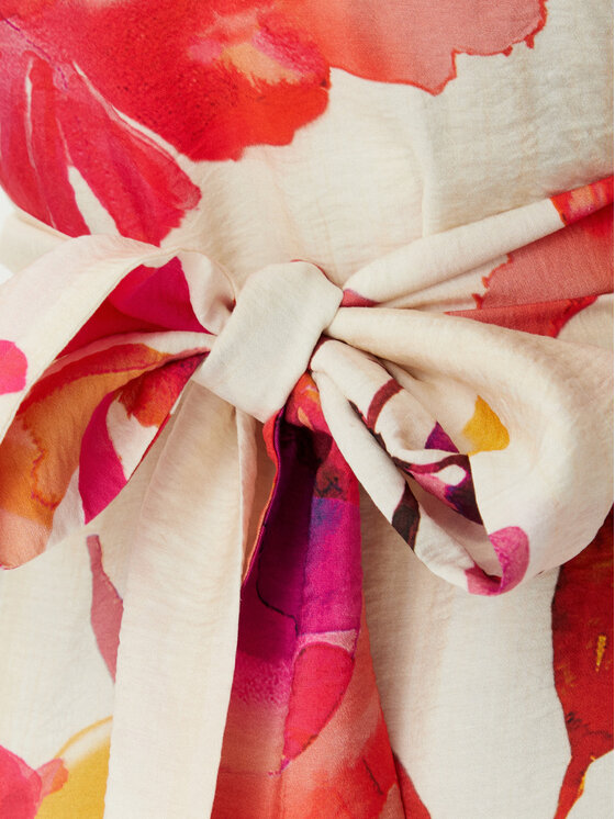 LOLA CASADEMUNT LOLA CASADEMUNT Večerna obleka MS2616016 Kremna Regular Fit