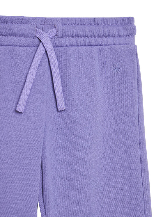 United Colors Of Benetton United Colors Of Benetton Spodnji del trenirke 3J68CF02H Vijolična Relaxed Fit