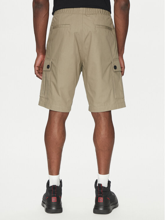 HUGO HUGO Шорти от плат Garlio 50510594 Кафяв Regular Fit