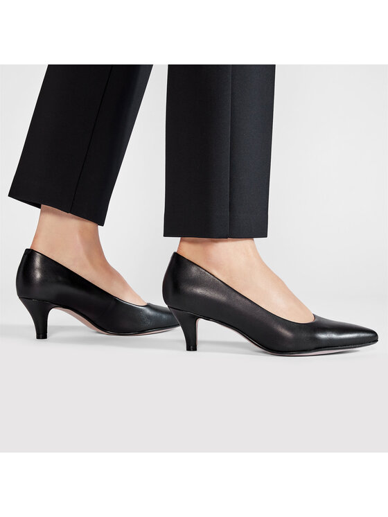 Clarks Clarks Nizki čevlji Linvale Jerica 261372084 Črna