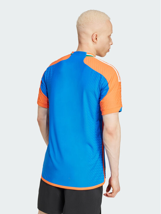 adidas adidas T-Shirt 137371 Niebieski jasny Regular Fit