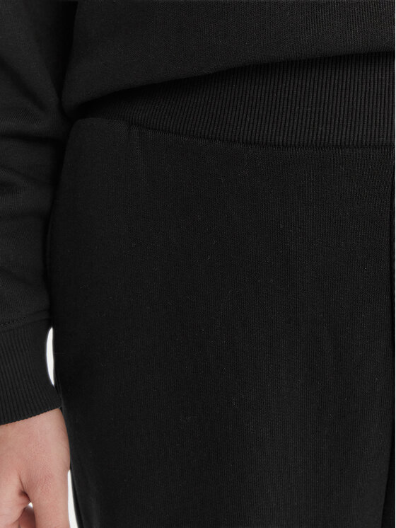 Guess Guess Melegítő alsó V6RB15 K9V31 Fekete Regular Fit